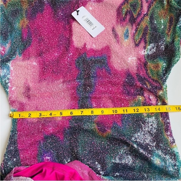 One33 Social sequin fushia pink mini skirt - Picture 10 of 10